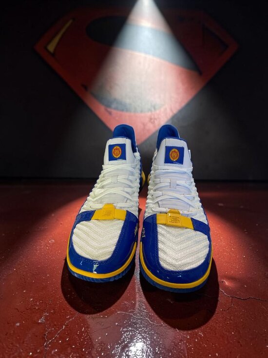 Nike LeBron 16 SuperBron 2018 Mens Basketball Shoes Size 11.5 Worn 2X CD2451 100 main image 5